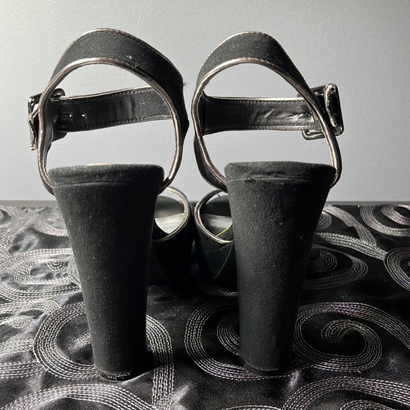 GUESS Ramona Platform Pump - Picture 3 of 5